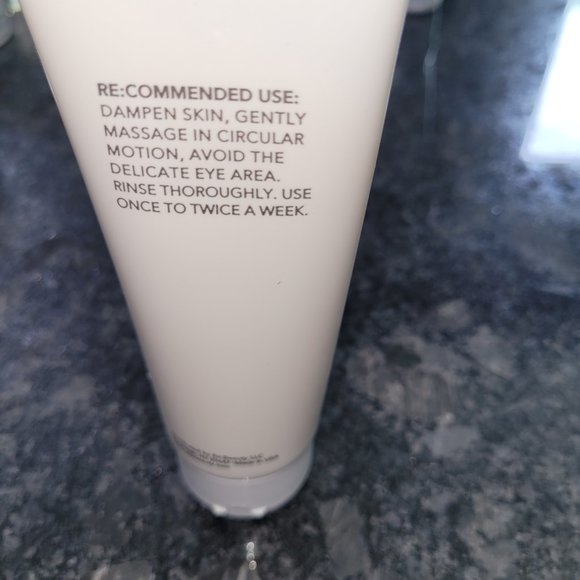 Re:beauty Exfoliate EXFOLIATING CLEANSER 3.4 FL OZ NEW! 100ML Rebeauty - Picture 3 of 7